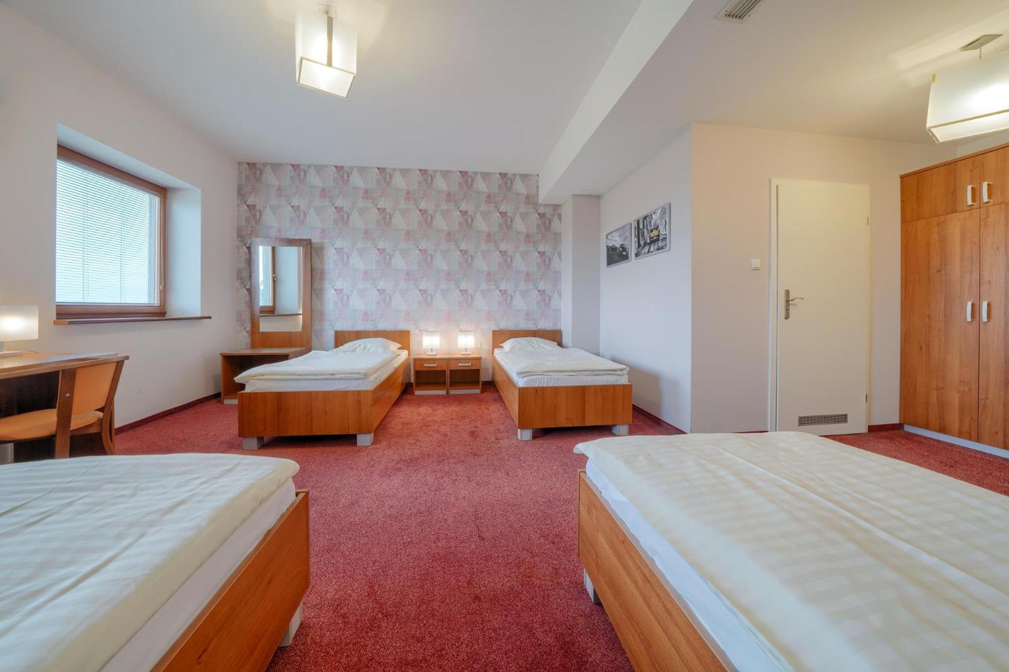 Hotel Aviator Kamien Slaski Exteriér fotografie