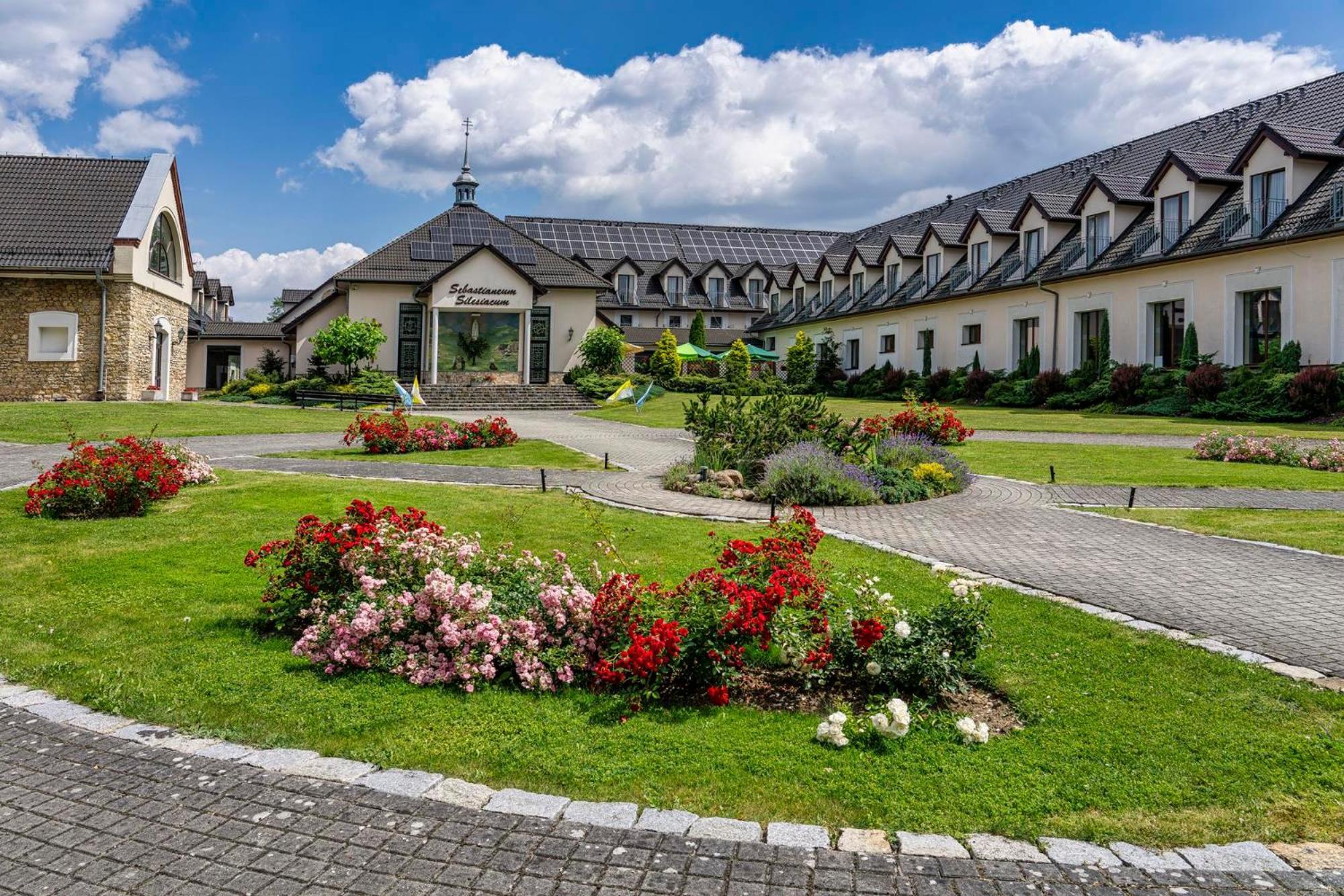 Hotel Aviator Kamien Slaski Exteriér fotografie