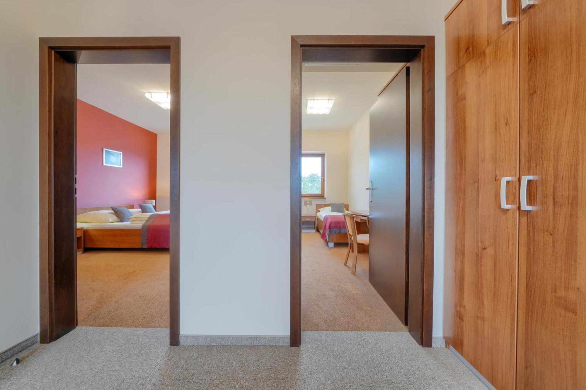 Hotel Aviator Kamien Slaski Exteriér fotografie