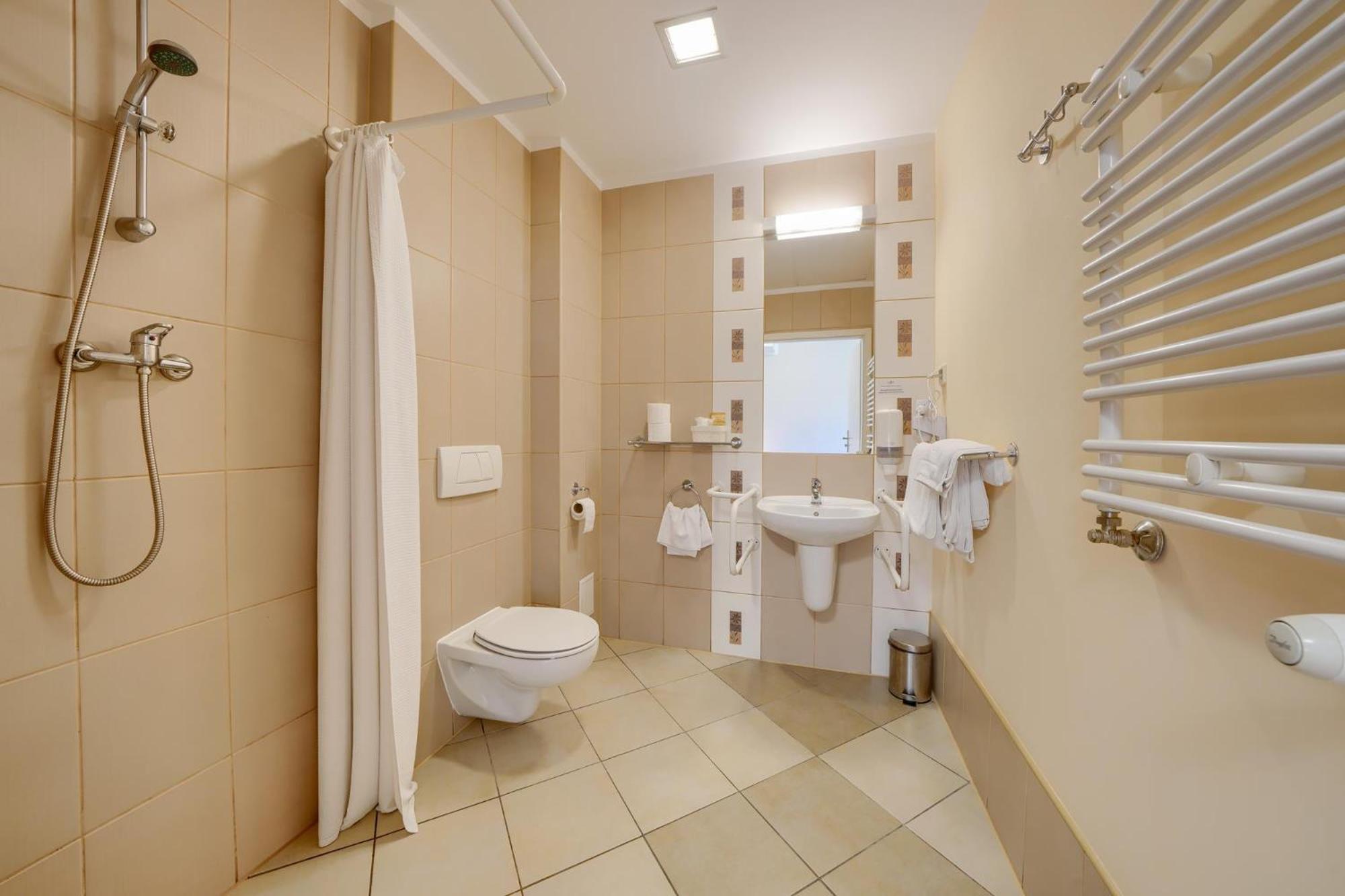 Hotel Aviator Kamien Slaski Exteriér fotografie