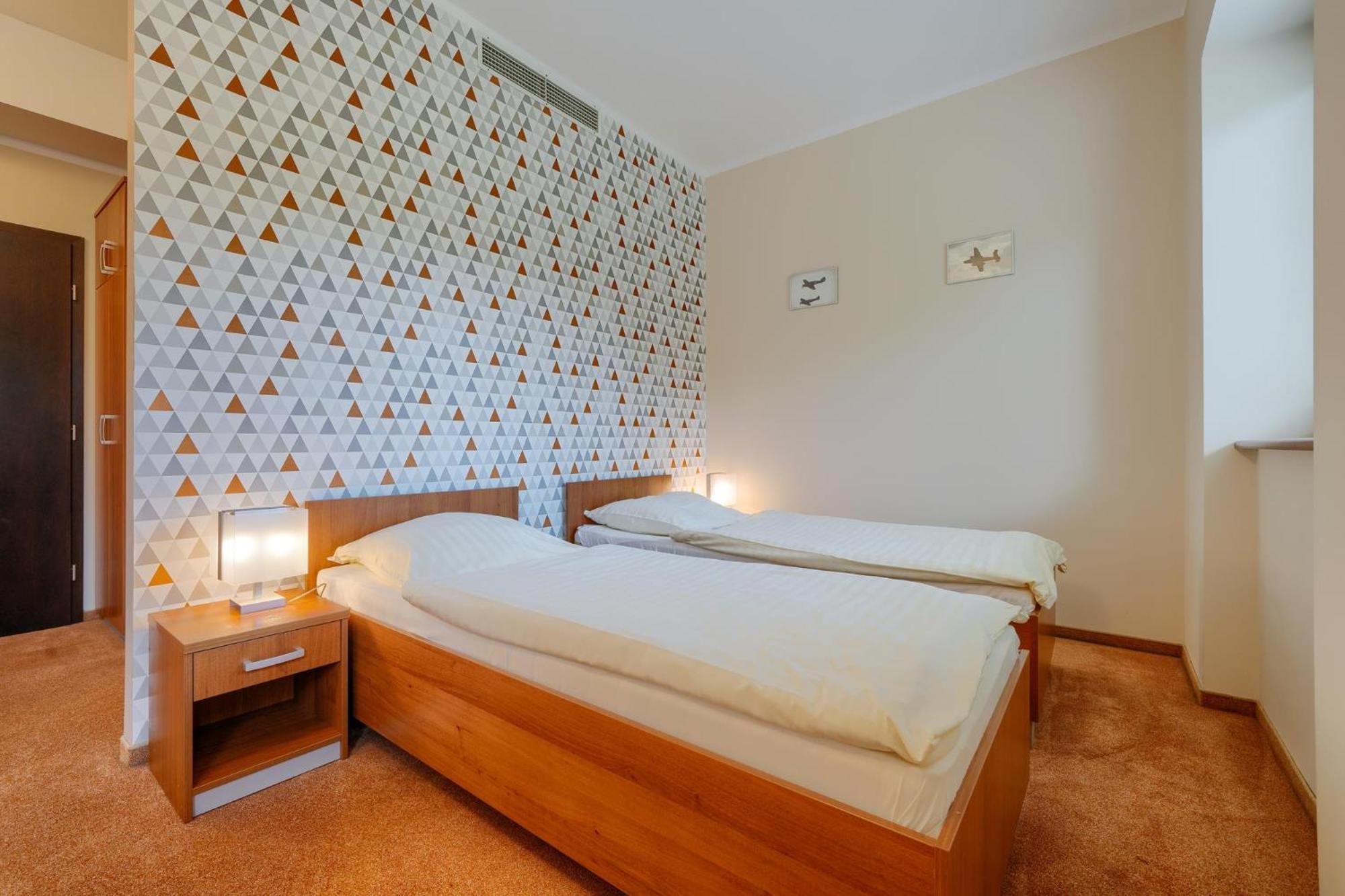 Hotel Aviator Kamien Slaski Exteriér fotografie